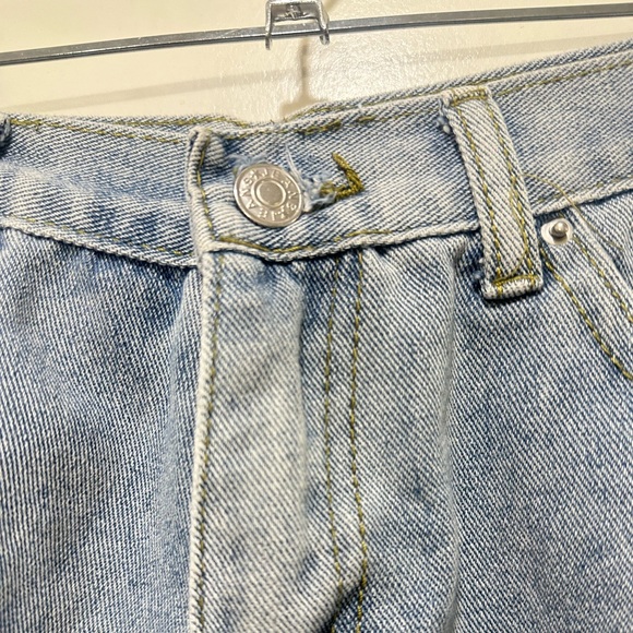 High Waist Raw Hem Denim Shorts/Skorts style size medium - Picture 3 of 10